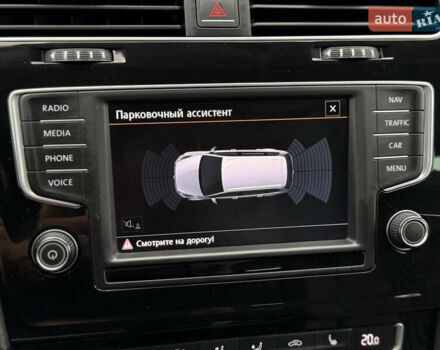 Черный Фольксваген Гольф, объемом двигателя 2 л и пробегом 236 тыс. км за 12450 $, фото 44 на Automoto.ua