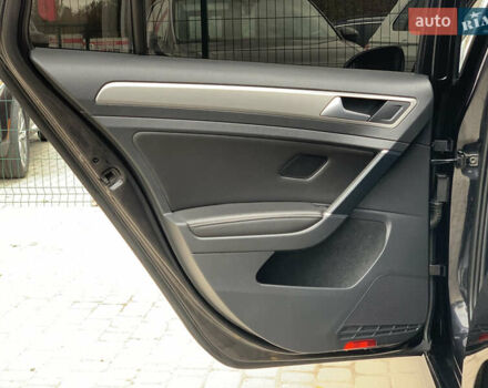 Черный Фольксваген Гольф, объемом двигателя 2 л и пробегом 260 тыс. км за 11399 $, фото 25 на Automoto.ua