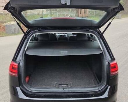 Черный Фольксваген Гольф, объемом двигателя 1.8 л и пробегом 146 тыс. км за 10800 $, фото 5 на Automoto.ua