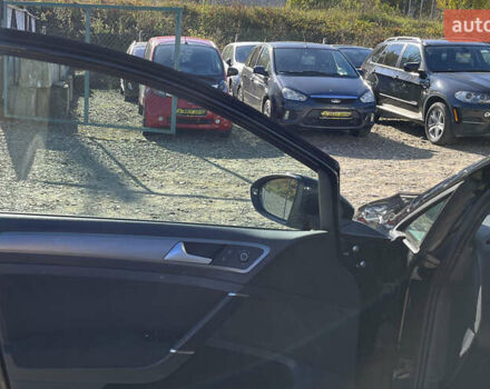 Черный Фольксваген Гольф, объемом двигателя 0 л и пробегом 215 тыс. км за 10300 $, фото 17 на Automoto.ua