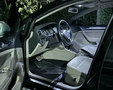 Черный Фольксваген Гольф, объемом двигателя 1.8 л и пробегом 197 тыс. км за 10800 $, фото 3 на Automoto.ua