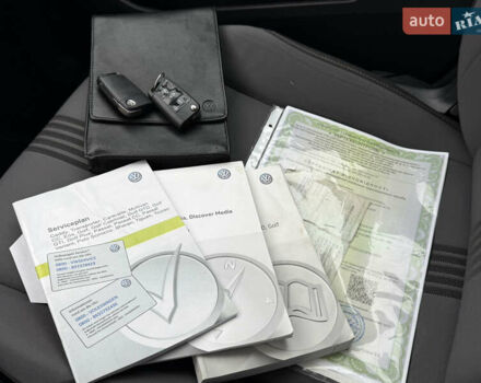 Черный Фольксваген Гольф, объемом двигателя 2 л и пробегом 236 тыс. км за 12450 $, фото 51 на Automoto.ua