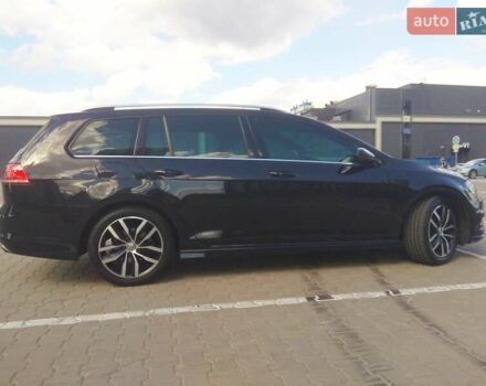 Черный Фольксваген Гольф, объемом двигателя 1.97 л и пробегом 235 тыс. км за 15500 $, фото 24 на Automoto.ua