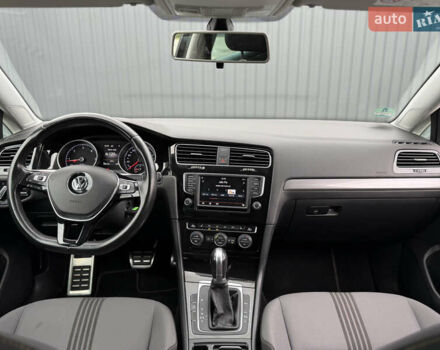 Черный Фольксваген Гольф, объемом двигателя 2 л и пробегом 236 тыс. км за 12450 $, фото 34 на Automoto.ua