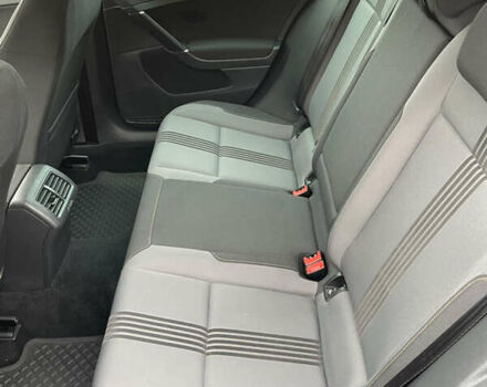 Чорний Фольксваген Гольф, об'ємом двигуна 1.6 л та пробігом 215 тис. км за 12800 $, фото 14 на Automoto.ua