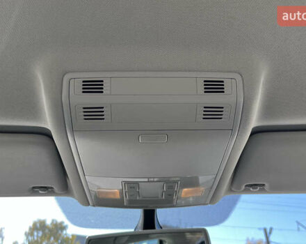 Черный Фольксваген Гольф, объемом двигателя 0 л и пробегом 215 тыс. км за 10300 $, фото 13 на Automoto.ua