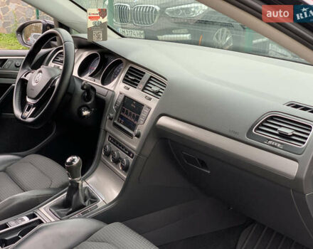 Черный Фольксваген Гольф, объемом двигателя 2 л и пробегом 260 тыс. км за 11399 $, фото 31 на Automoto.ua