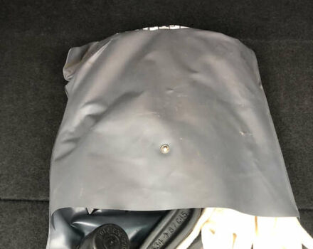 Черный Фольксваген Гольф, объемом двигателя 1.6 л и пробегом 224 тыс. км за 13650 $, фото 37 на Automoto.ua