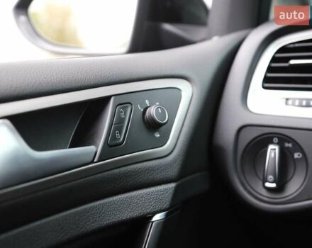 Черный Фольксваген Гольф, объемом двигателя 1.8 л и пробегом 90 тыс. км за 12900 $, фото 20 на Automoto.ua