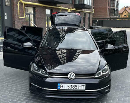 Черный Фольксваген Гольф, объемом двигателя 1.6 л и пробегом 248 тыс. км за 15800 $, фото 3 на Automoto.ua