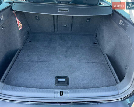 Черный Фольксваген Гольф, объемом двигателя 1.6 л и пробегом 224 тыс. км за 13000 $, фото 38 на Automoto.ua