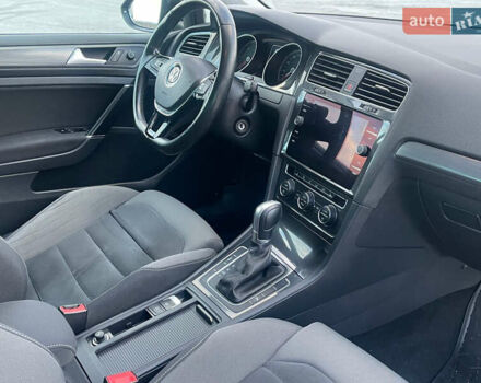 Чорний Фольксваген Гольф, об'ємом двигуна 1.6 л та пробігом 280 тис. км за 12500 $, фото 8 на Automoto.ua