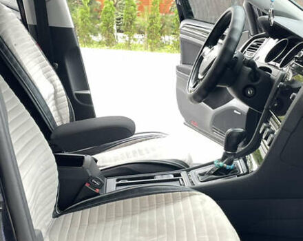 Черный Фольксваген Гольф, объемом двигателя 1.6 л и пробегом 248 тыс. км за 15800 $, фото 16 на Automoto.ua