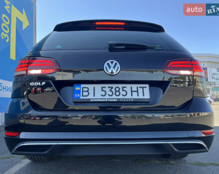 Черный Фольксваген Гольф, объемом двигателя 1.6 л и пробегом 224 тыс. км за 13000 $, фото 11 на Automoto.ua