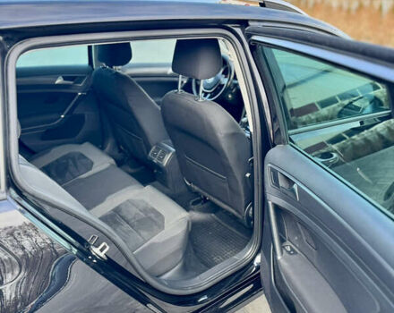 Черный Фольксваген Гольф, объемом двигателя 1.6 л и пробегом 245 тыс. км за 13500 $, фото 30 на Automoto.ua