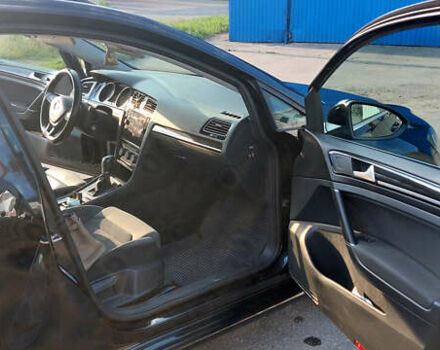 Черный Фольксваген Гольф, объемом двигателя 1.6 л и пробегом 245 тыс. км за 16300 $, фото 11 на Automoto.ua