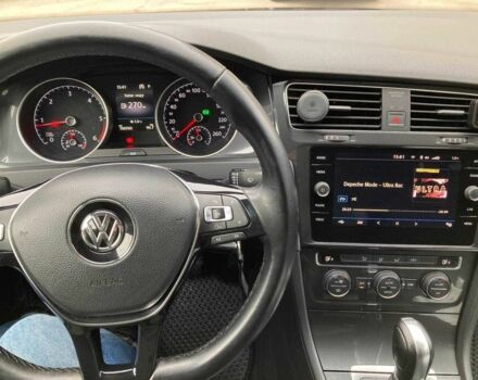 Черный Фольксваген Гольф, объемом двигателя 1.6 л и пробегом 192 тыс. км за 12000 $, фото 10 на Automoto.ua