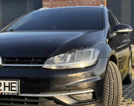 Чорний Фольксваген Гольф, об'ємом двигуна 1.6 л та пробігом 231 тис. км за 14000 $, фото 9 на Automoto.ua