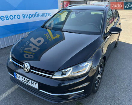 Черный Фольксваген Гольф, объемом двигателя 1.6 л и пробегом 224 тыс. км за 13000 $, фото 6 на Automoto.ua