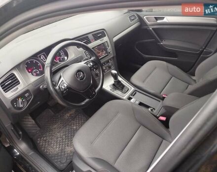 Черный Фольксваген Гольф, объемом двигателя 1.6 л и пробегом 245 тыс. км за 11555 $, фото 6 на Automoto.ua