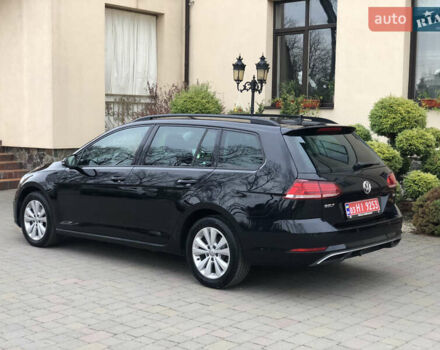 Черный Фольксваген Гольф, объемом двигателя 1.6 л и пробегом 224 тыс. км за 13650 $, фото 3 на Automoto.ua