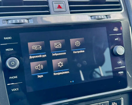 Черный Фольксваген Гольф, объемом двигателя 1.6 л и пробегом 245 тыс. км за 13500 $, фото 53 на Automoto.ua