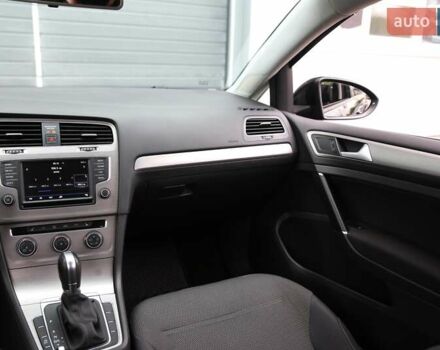 Черный Фольксваген Гольф, объемом двигателя 1.8 л и пробегом 90 тыс. км за 12900 $, фото 13 на Automoto.ua