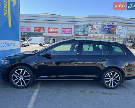 Черный Фольксваген Гольф, объемом двигателя 1.6 л и пробегом 224 тыс. км за 13000 $, фото 16 на Automoto.ua