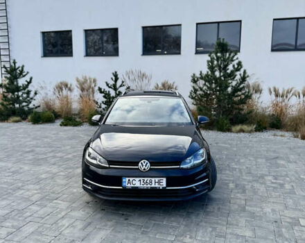 Черный Фольксваген Гольф, объемом двигателя 1.6 л и пробегом 245 тыс. км за 13500 $, фото 2 на Automoto.ua