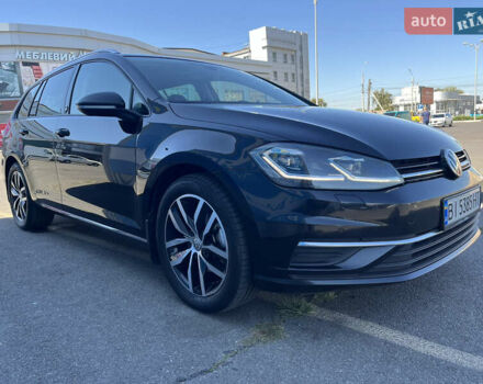 Черный Фольксваген Гольф, объемом двигателя 1.6 л и пробегом 224 тыс. км за 13000 $, фото 1 на Automoto.ua