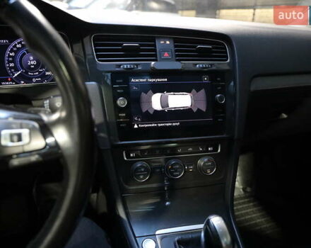 Чорний Фольксваген Гольф, об'ємом двигуна 1.6 л та пробігом 194 тис. км за 14800 $, фото 15 на Automoto.ua