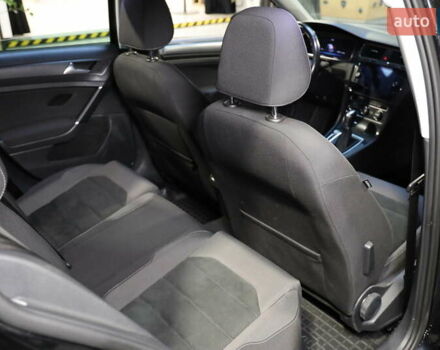 Чорний Фольксваген Гольф, об'ємом двигуна 1.6 л та пробігом 194 тис. км за 14800 $, фото 30 на Automoto.ua