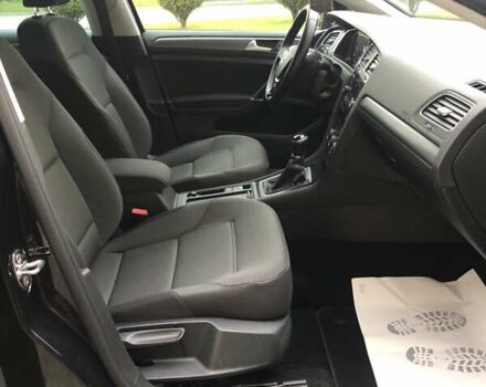 Черный Фольксваген Гольф, объемом двигателя 1.6 л и пробегом 224 тыс. км за 13650 $, фото 20 на Automoto.ua