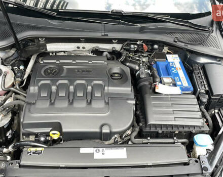 Черный Фольксваген Гольф, объемом двигателя 1.6 л и пробегом 248 тыс. км за 15800 $, фото 9 на Automoto.ua