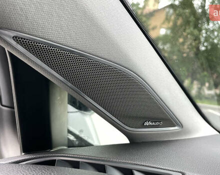 Черный Фольксваген Гольф, объемом двигателя 1.6 л и пробегом 248 тыс. км за 15800 $, фото 26 на Automoto.ua