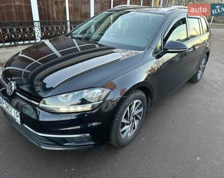 Черный Фольксваген Гольф, объемом двигателя 1.6 л и пробегом 240 тыс. км за 13200 $, фото 26 на Automoto.ua