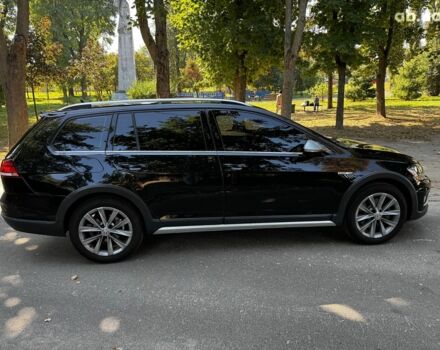 Черный Фольксваген Гольф, объемом двигателя 1.8 л и пробегом 142 тыс. км за 15690 $, фото 5 на Automoto.ua