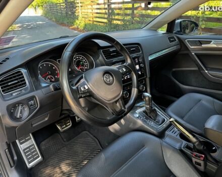 Черный Фольксваген Гольф, объемом двигателя 1.8 л и пробегом 142 тыс. км за 15690 $, фото 12 на Automoto.ua