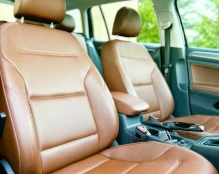 Черный Фольксваген Гольф, объемом двигателя 1.8 л и пробегом 53 тыс. км за 8400 $, фото 7 на Automoto.ua