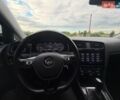 Черный Фольксваген Гольф, объемом двигателя 1.6 л и пробегом 295 тыс. км за 14700 $, фото 15 на Automoto.ua