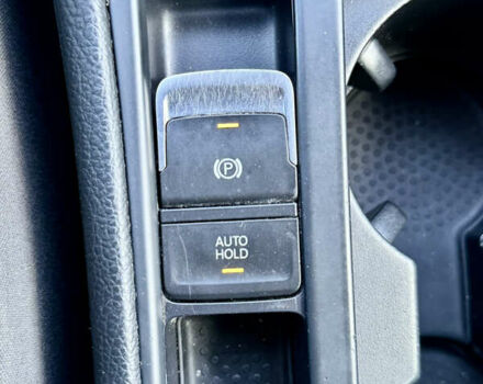 Черный Фольксваген Гольф, объемом двигателя 1.6 л и пробегом 245 тыс. км за 13500 $, фото 49 на Automoto.ua