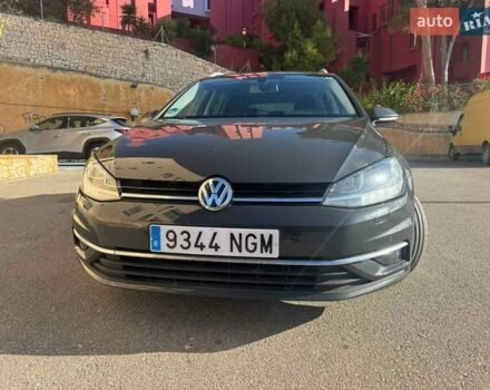Черный Фольксваген Гольф, объемом двигателя 1.6 л и пробегом 177 тыс. км за 10845 $, фото 1 на Automoto.ua