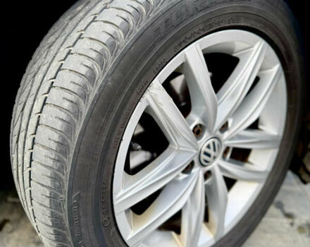 Черный Фольксваген Гольф, объемом двигателя 1.6 л и пробегом 245 тыс. км за 13500 $, фото 33 на Automoto.ua