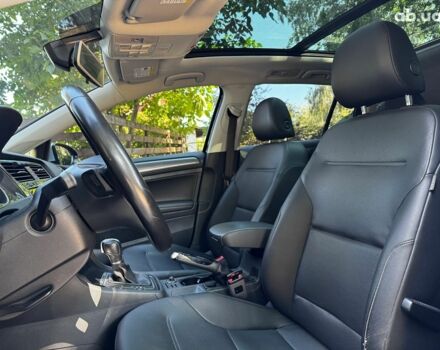 Черный Фольксваген Гольф, объемом двигателя 1.8 л и пробегом 142 тыс. км за 15690 $, фото 20 на Automoto.ua