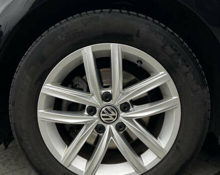 Черный Фольксваген Гольф, объемом двигателя 1.97 л и пробегом 244 тыс. км за 14700 $, фото 7 на Automoto.ua