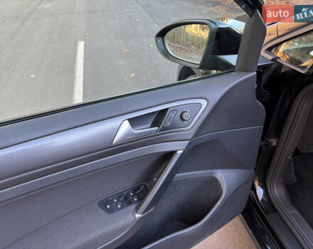 Фольксваген Гольф 2018 в Виннице на Automoto.ua Черный Фольксваген Гольф, объемом двигателя 1.6 л и пробегом 211 тыс. км за 12700 $, фото 42 на Automoto.ua