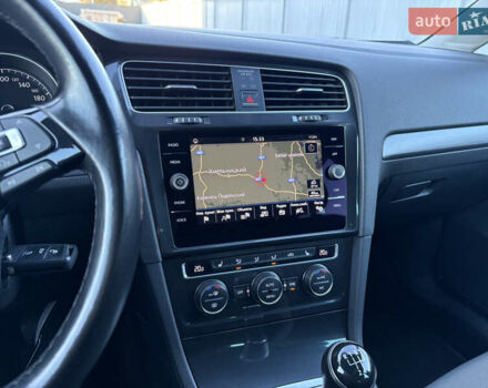 Фольксваген Гольф 2018 в Виннице на Automoto.ua Черный Фольксваген Гольф, объемом двигателя 1.6 л и пробегом 211 тыс. км за 12700 $, фото 50 на Automoto.ua