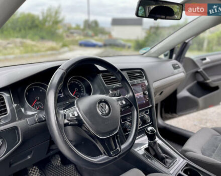Чорний Фольксваген Гольф, об'ємом двигуна 1.6 л та пробігом 258 тис. км за 12599 $, фото 19 на Automoto.ua