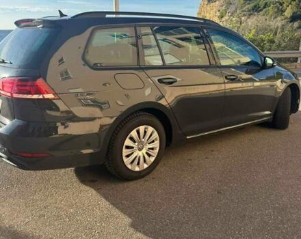 Черный Фольксваген Гольф, объемом двигателя 1.6 л и пробегом 175 тыс. км за 11814 $, фото 4 на Automoto.ua