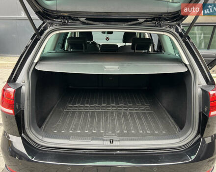 Черный Фольксваген Гольф, объемом двигателя 1.97 л и пробегом 244 тыс. км за 14700 $, фото 39 на Automoto.ua